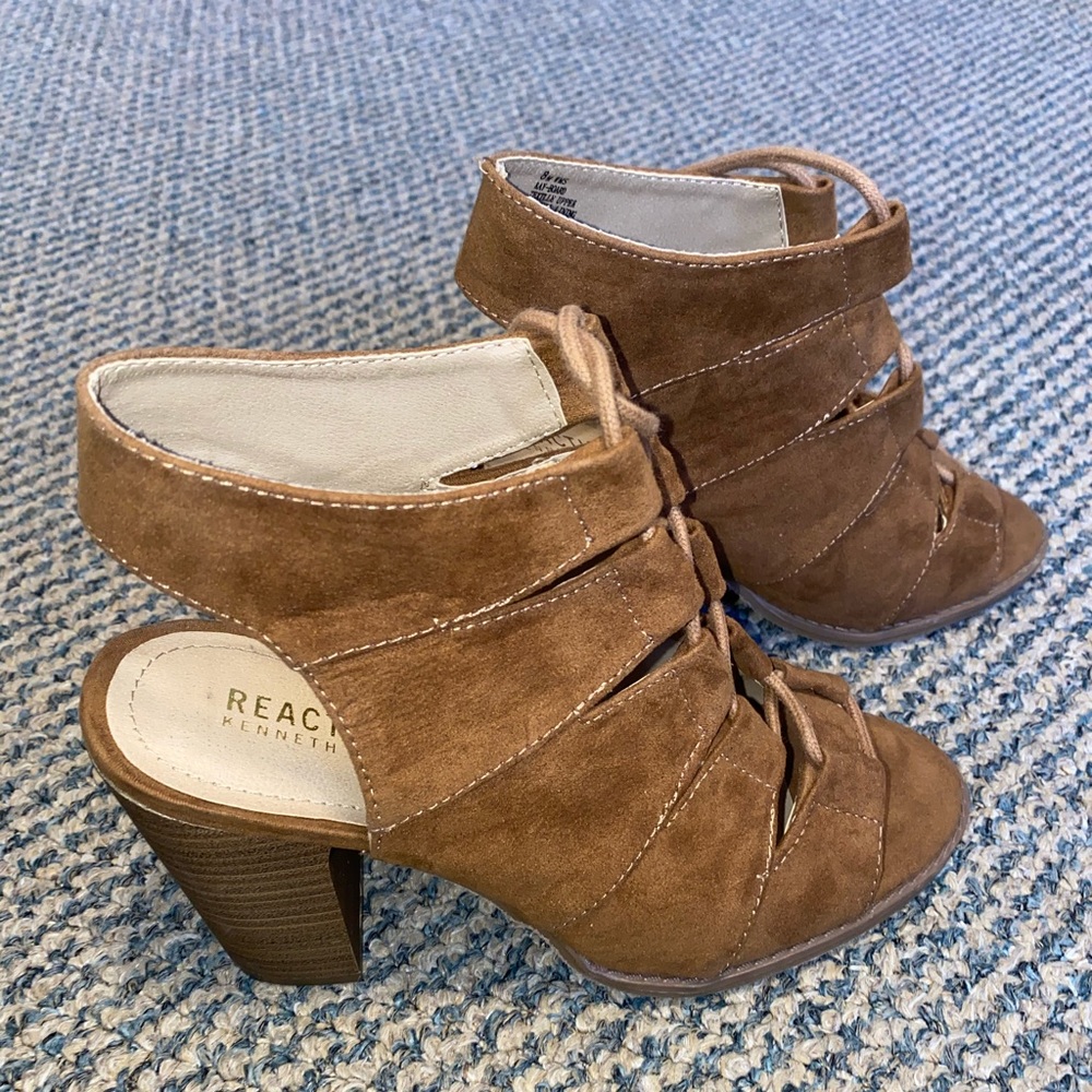 Women’s brown heels